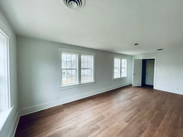 1144 S Spring, 1144 S Spring St #B, Springfield, IL 62704