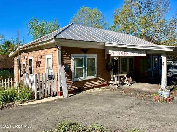 2025 US RT 20, East Nassau, NY 12123