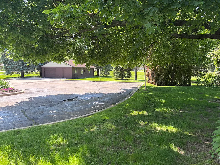 3400 S Adams Rd — Photo 30