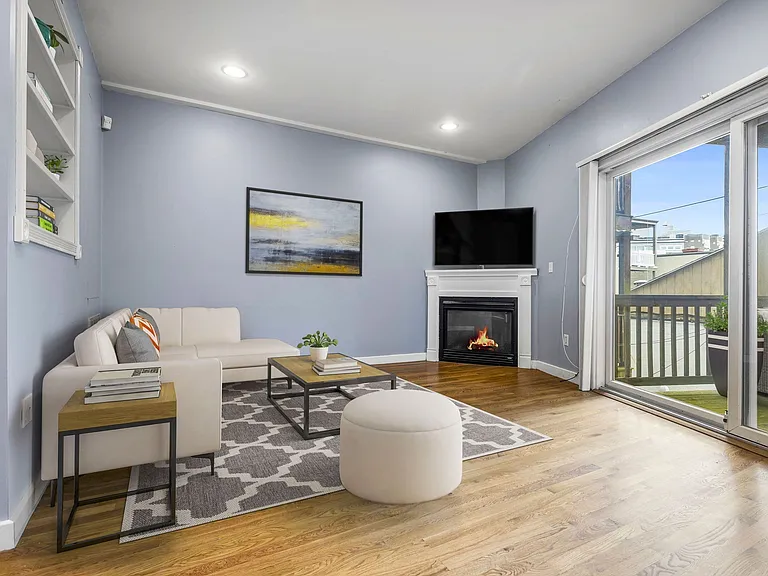 22 Emerson St #1 — Photo 1