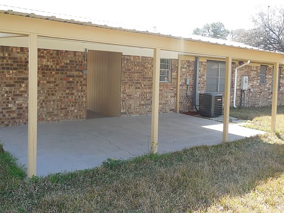 3rd image of 369 Barkwood Cir