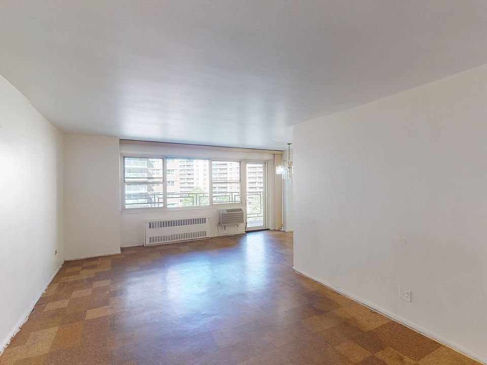 1st image of 2940 W 5th St APT 8C