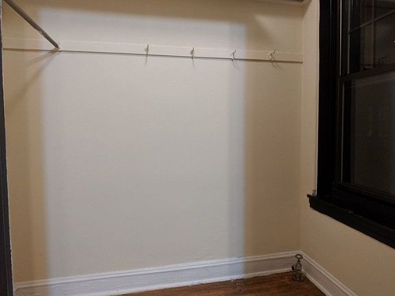 2nd image of 4407 N Wolcott Ave #4409B3