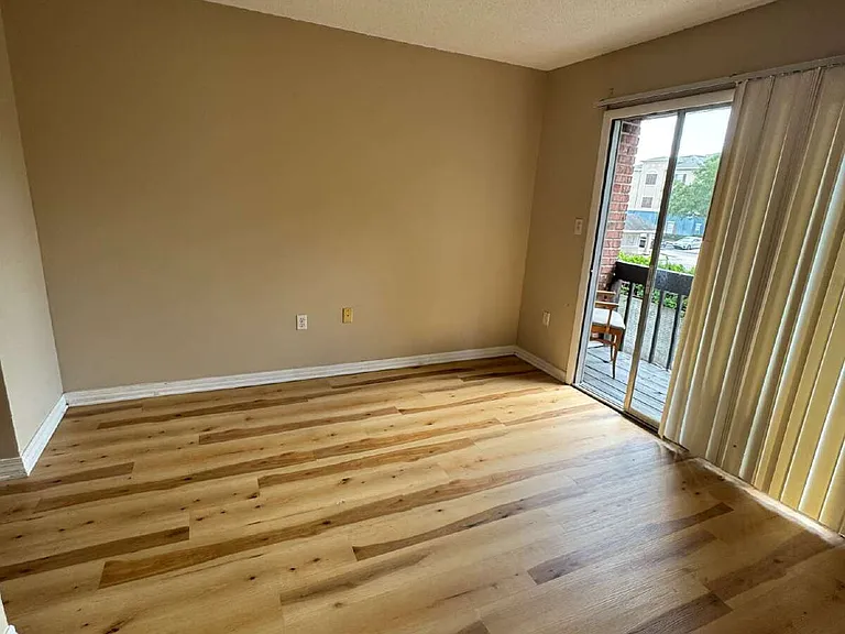 5012 Downing St #10 — Photo 15