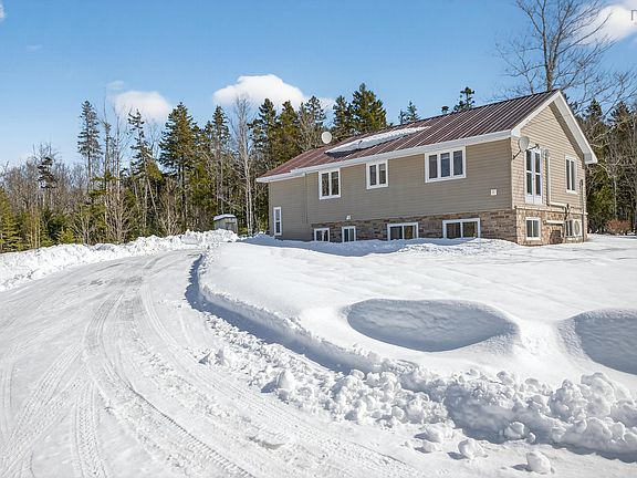 2nd image of 621 Wittenburg Rd