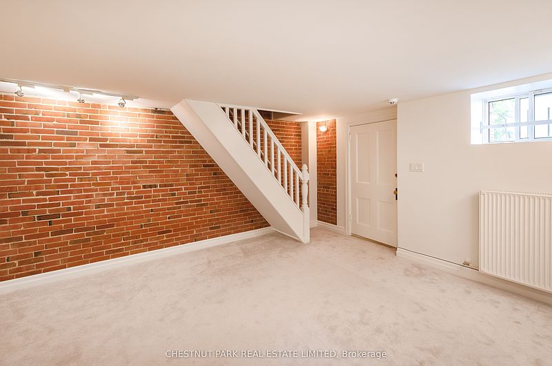 Toronto Townhouse for rent - 2 Bedrooms — photo 12