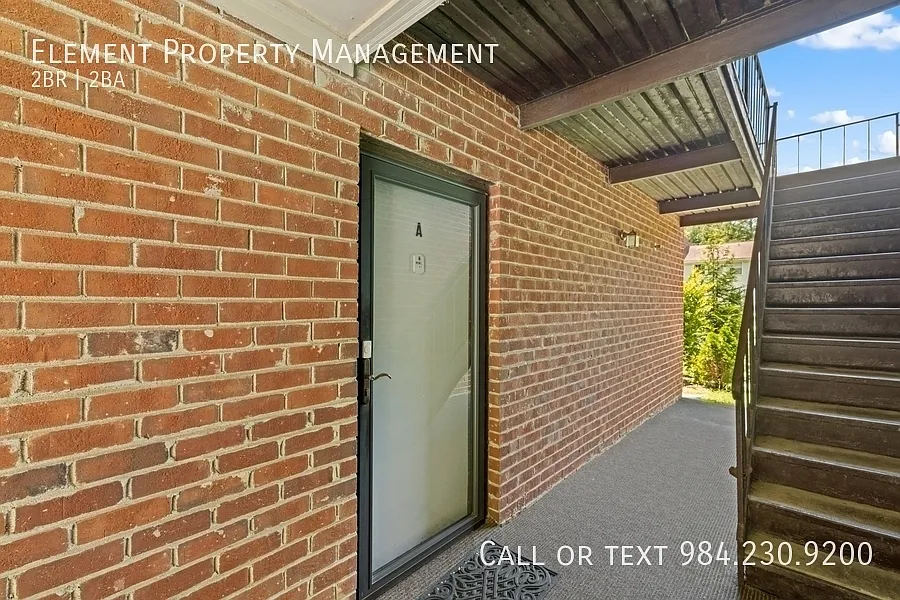 2 bed, 935 sqft, $1,350 — Photo 3