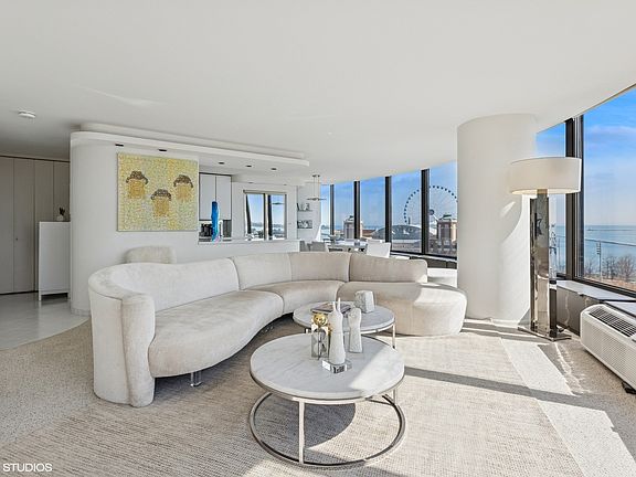 4th image of 505 N Lake Shore Dr APT 610