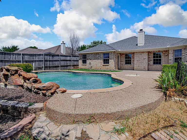 1611 Watson Dr — Photo 29