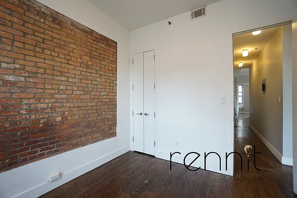 Rented by Rennit Inc. | media 7