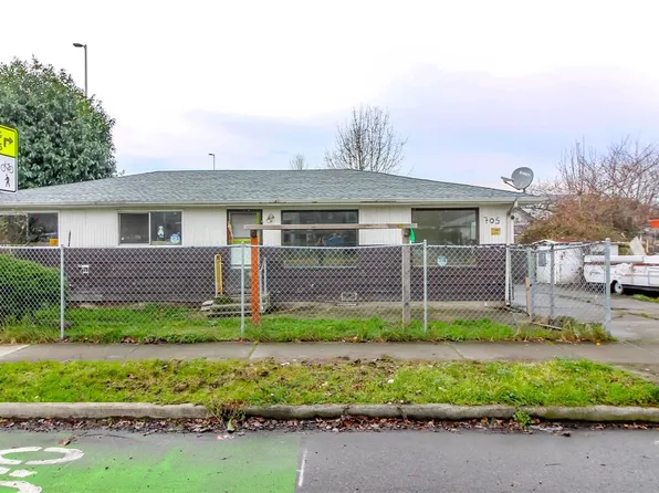 705 4th Avenue N, Kent, WA 98032