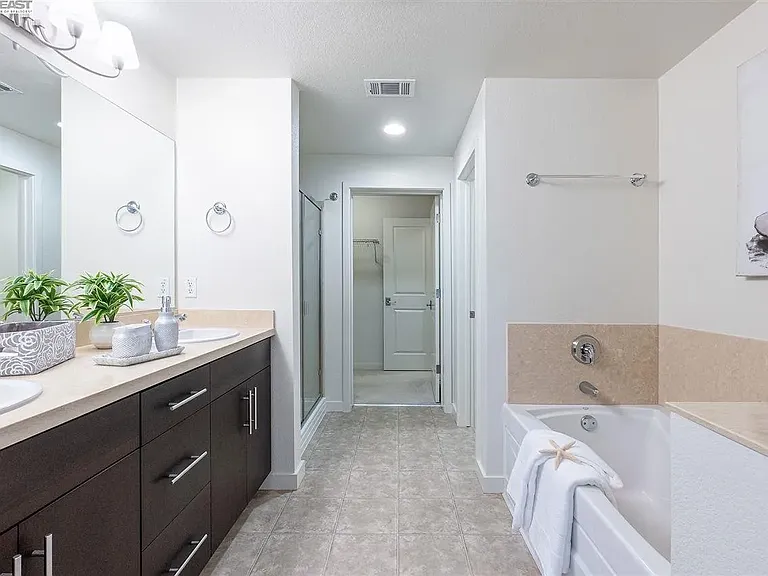 4463 Hyde Cmn #228 — Photo 10