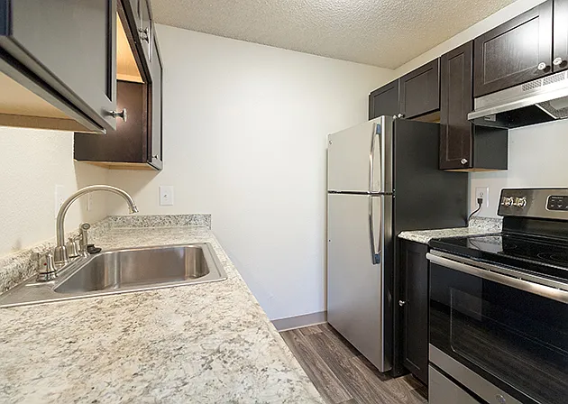 Rose Villa Apartments — Photo 33