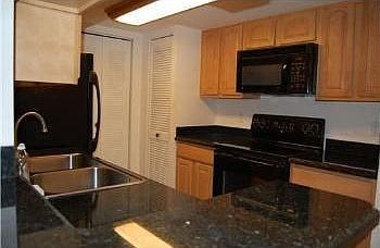 2nd image of 9877 Westview Dr U #626