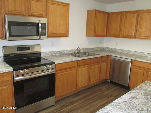 4th image of 10510 E ABILENE Avenue