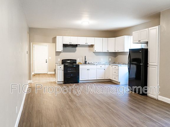 3rd image of 2453 E 5th Ave #1