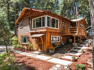 31595 Luring Pines Dr, Running Springs, CA 92382