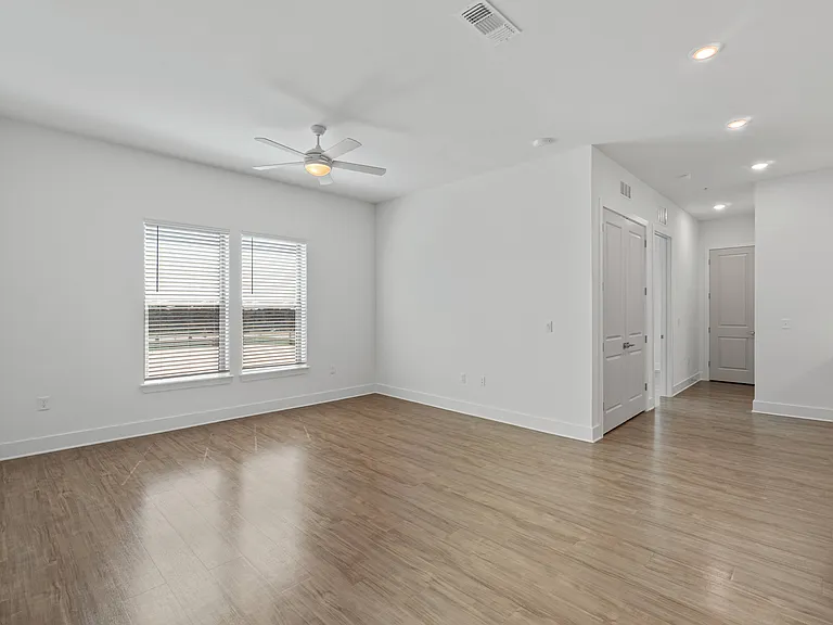 Botanic Miramar Beach — Photo 118
