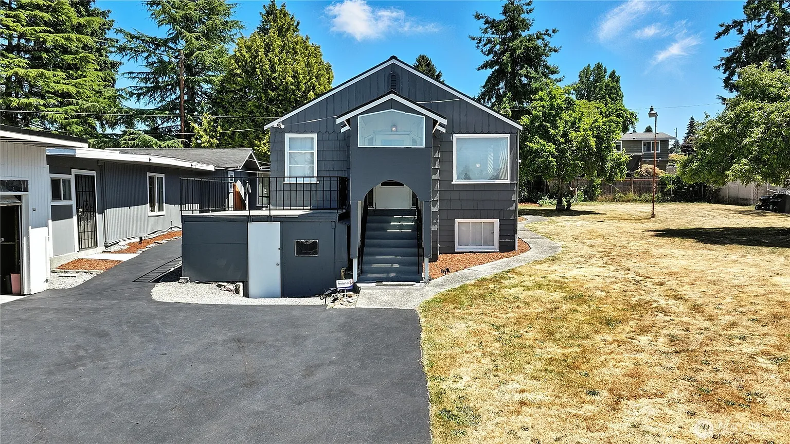 11908 10th Avenue SW photo 1