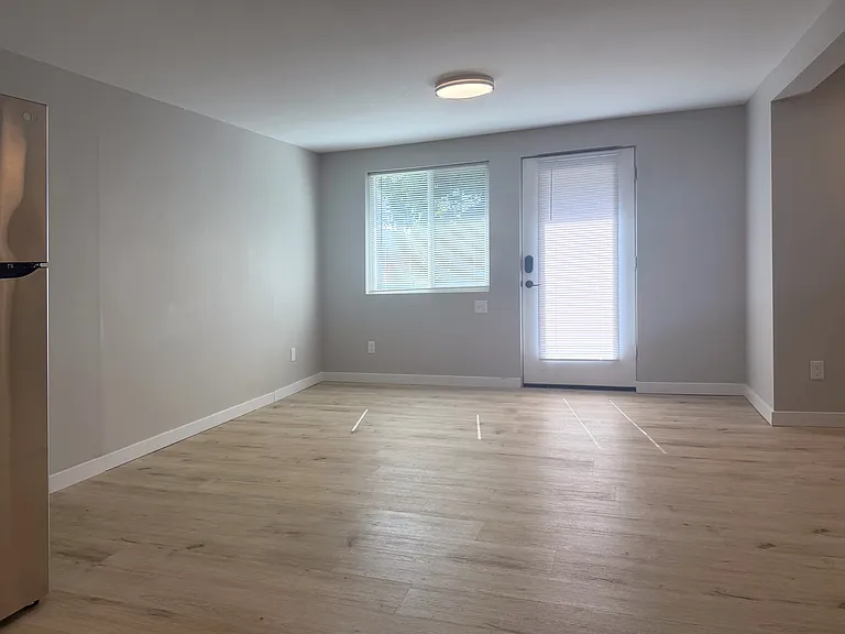 7154 46th Pl SW #C — Photo 2