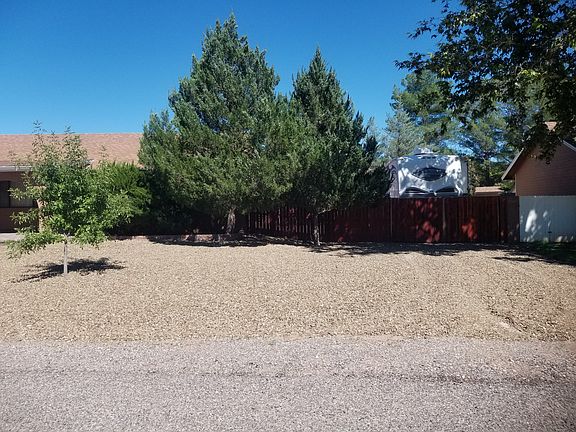 South side yard / front