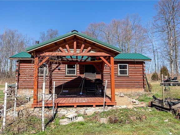 2nd image of 3756 N Pleasant Dr