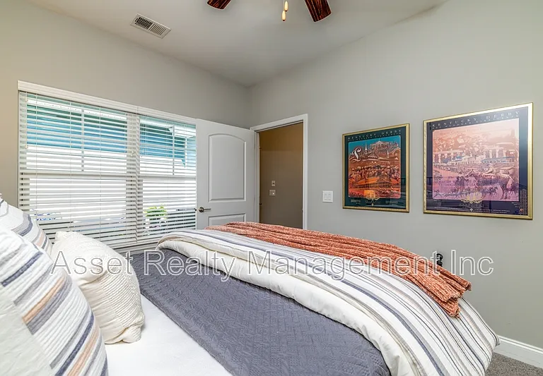 12623 Needlepoint Dr #1 — Photo 29