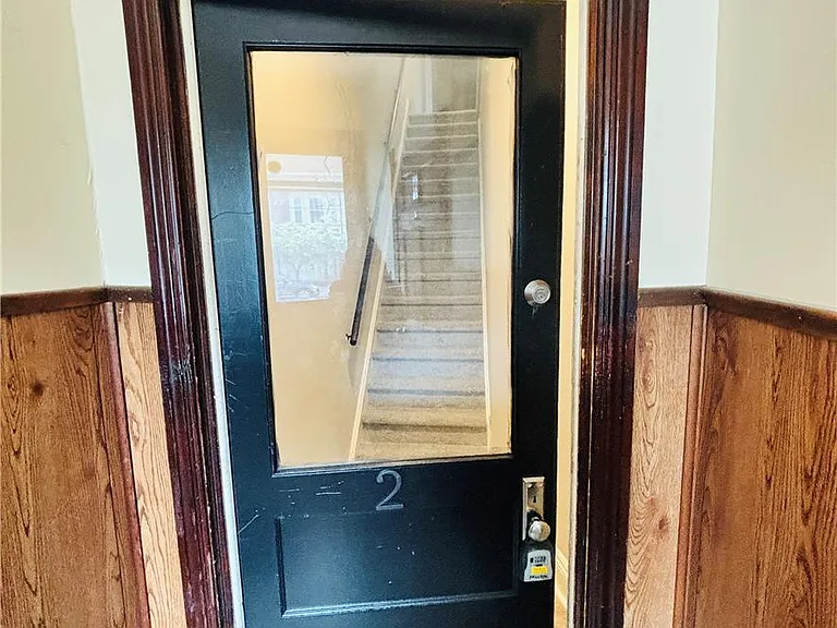 718 Linden St — Photo 18