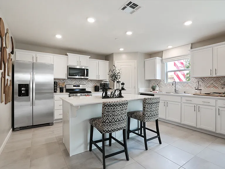 9108 Miranda Garden St — Photo 5