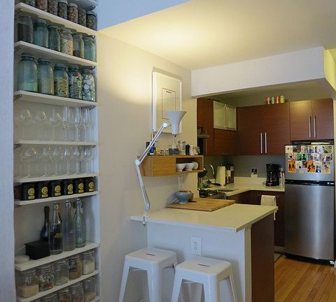 3rd image of 184 Thompson St APT 3C