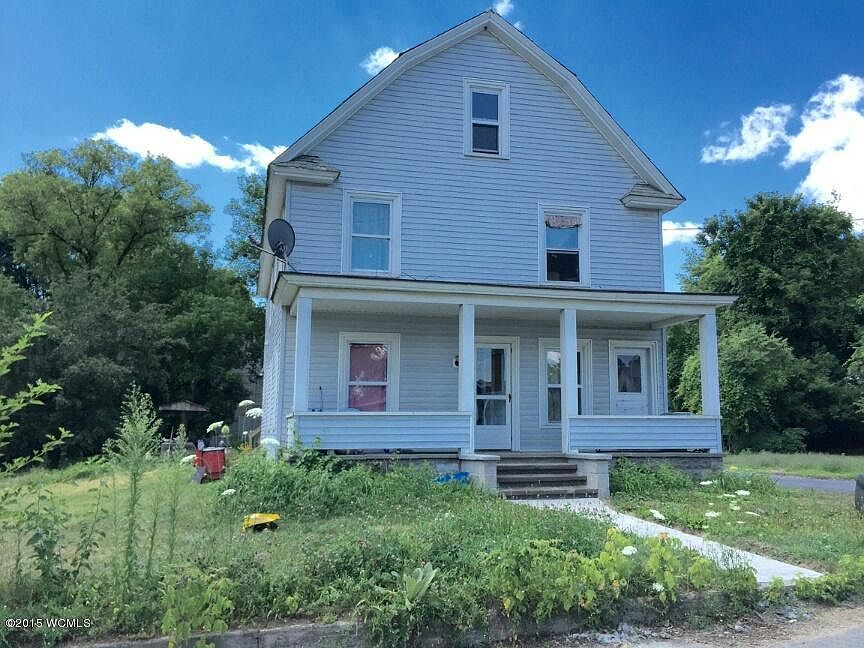 1st image of 30 Peck Ave