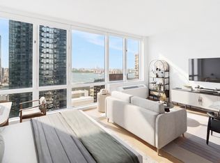 605 W 42nd St APT 42Q, New York, NY 10036