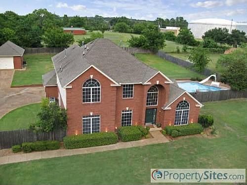 1st image of 321 Stansbury Dr