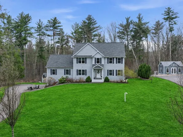 3 Hummingbird Lane, Salem, NH 03079
