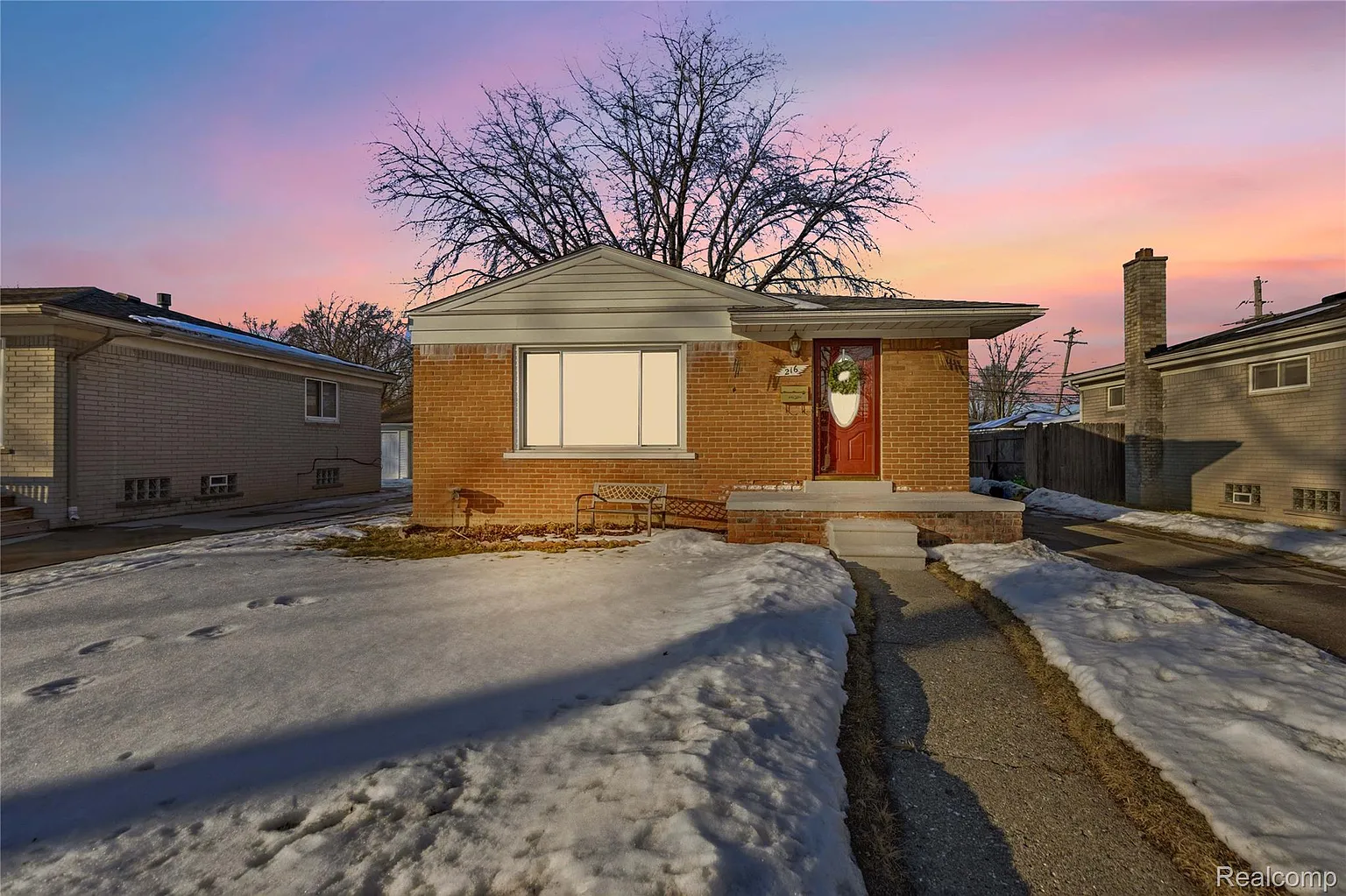 216 Royal Park Ln photo 1