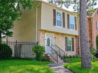 5791 Maple Hill Dr, Houston, TX 77088