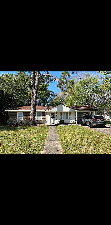 1st image of 109 Lynbrook Dr