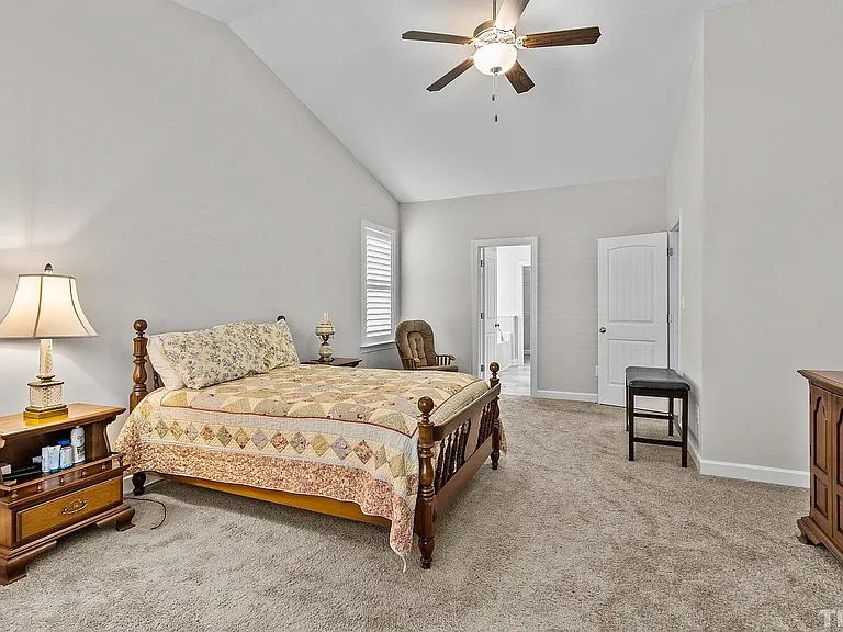 119 Aviemore Ln — Photo 3