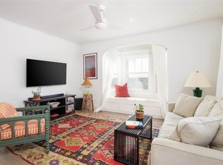 446 6th St, Greenport, NY 11944