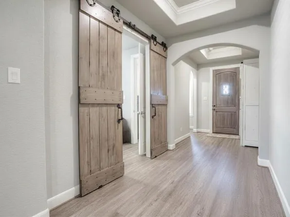 5757 Lakeside Villas Ct, Conroe, TX 77304