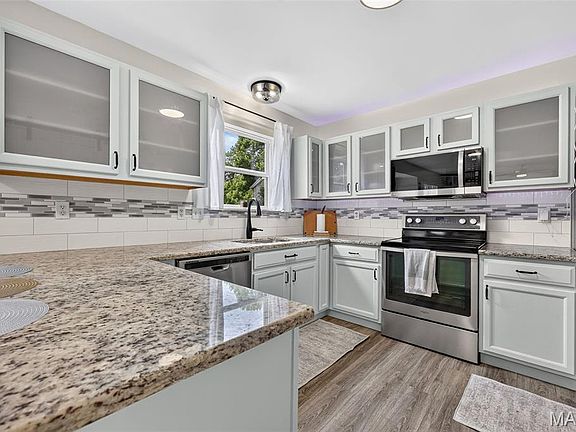 3rd image of 1339 Flintshire Ln