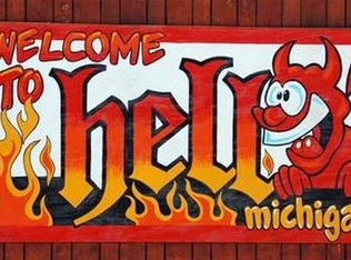 4063 Patterson Lake Rd, Pinckney, MI 48169