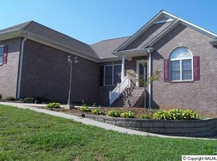 60 Deer Run Rd, Guntersville, AL 35976