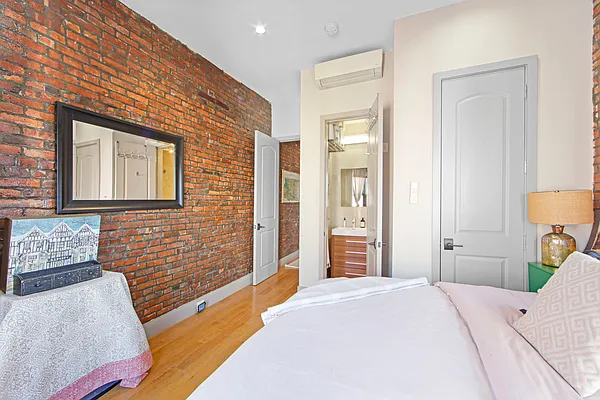 Rented by Charney Real Estate LLC | media 20