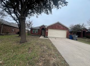 1023 Halifax Ln, Forney, TX