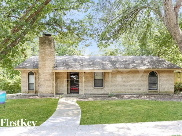 302 Wildbriar Dr, Garland, TX 75043