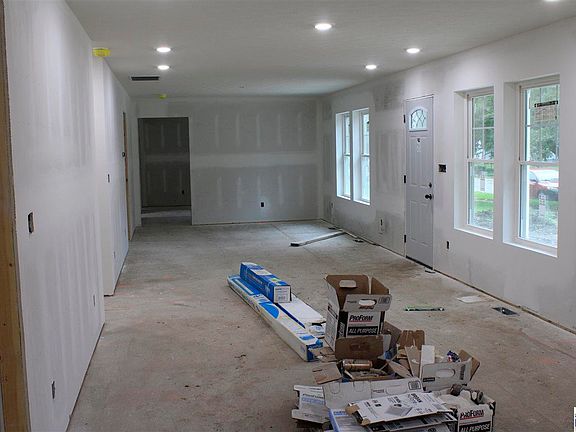 3rd image of 2217 5th Ave