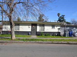 906 N Clark St, Fresno, CA