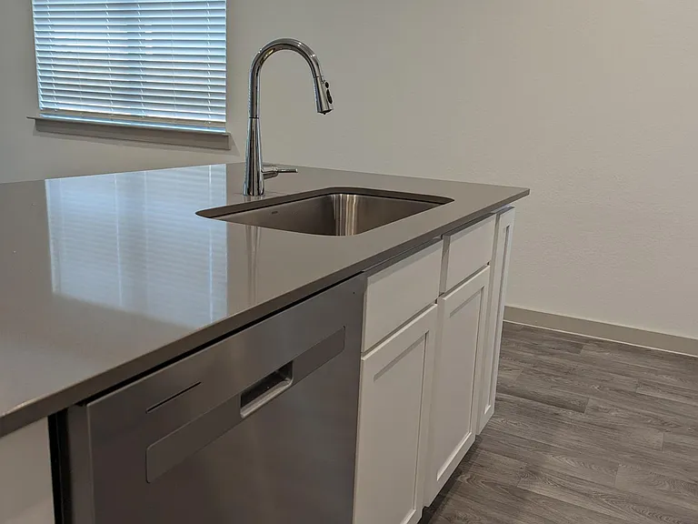 12808 Tokenhouse Ln — Photo 9