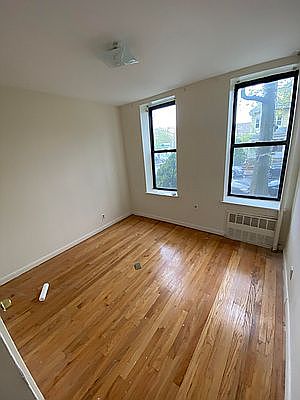 4th image of 172 Bay 28 St #1G